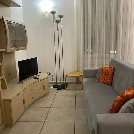 Alice's House Apartment
